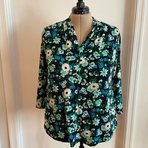 Charter Club 0X floral print v neck, 3/4 sleeve.